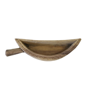 כף עץ חצי-ירח מגולפת